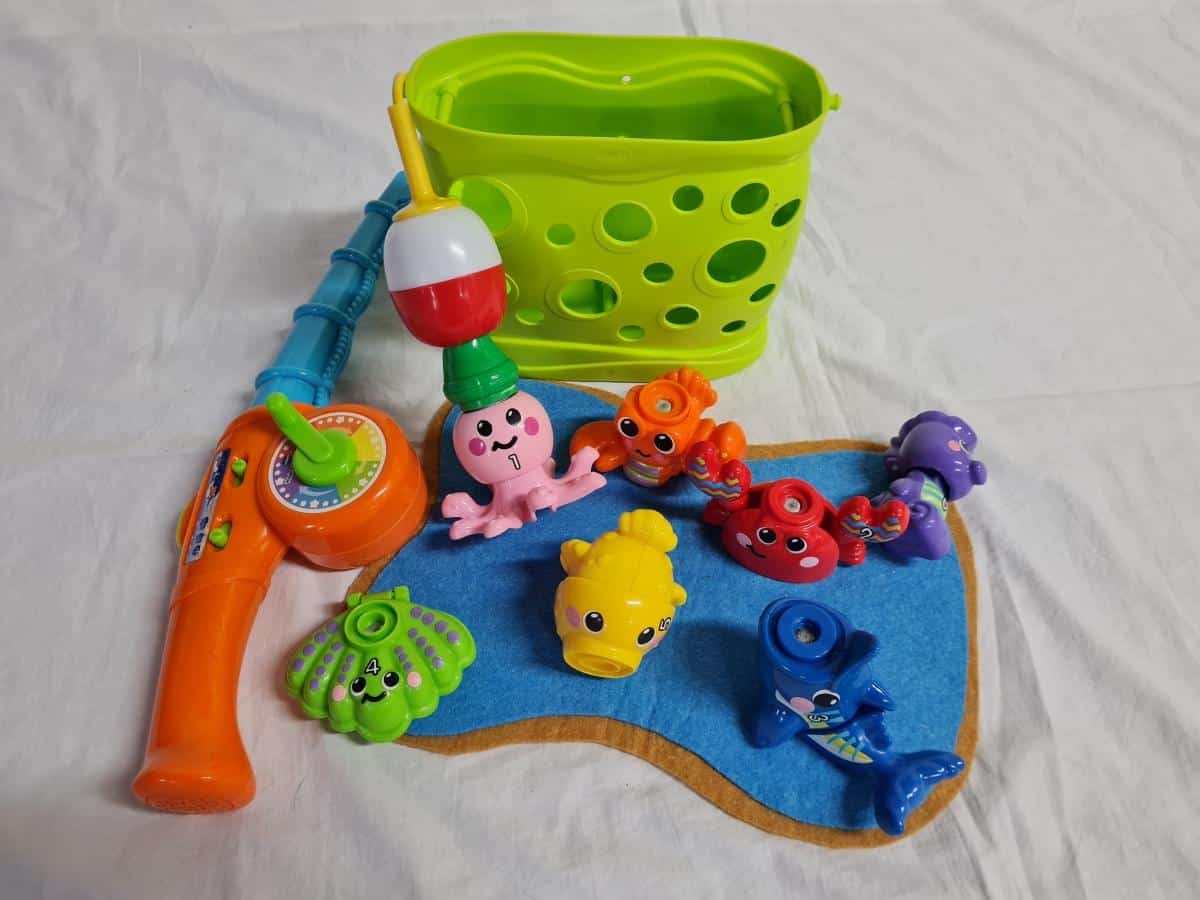 Wiggle & Jiggle Fishing Fun