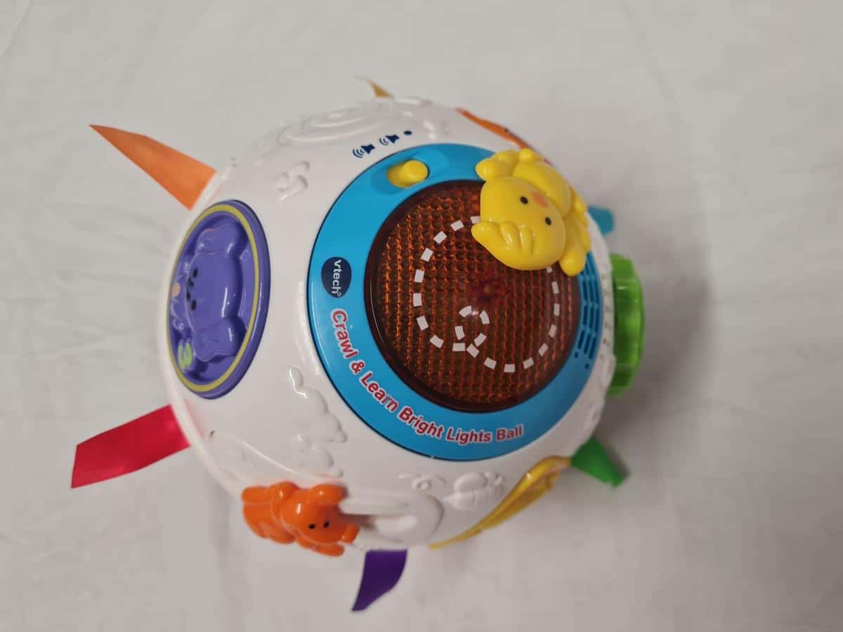 Crawl and Learn Bright Light Ball