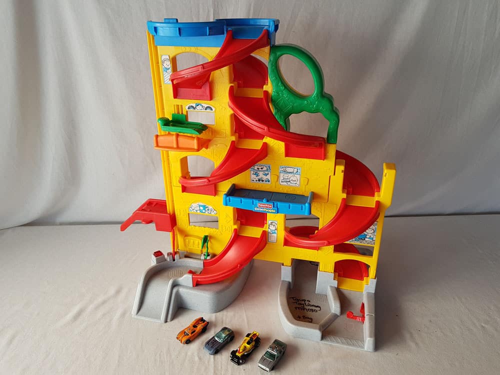 Wheelies Stand and Play Ramp