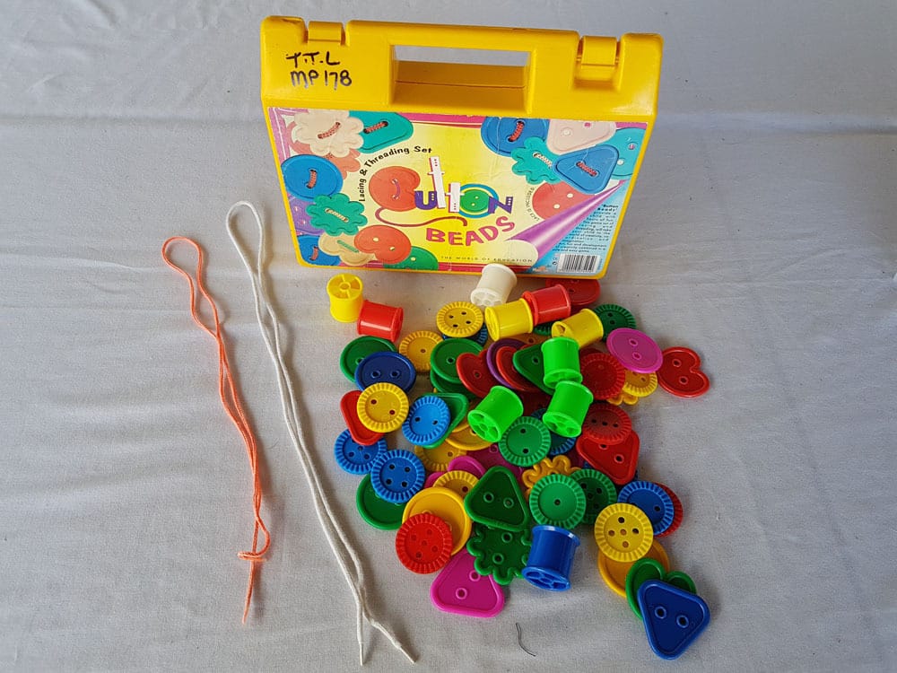 Reels & Buttons Threading photo